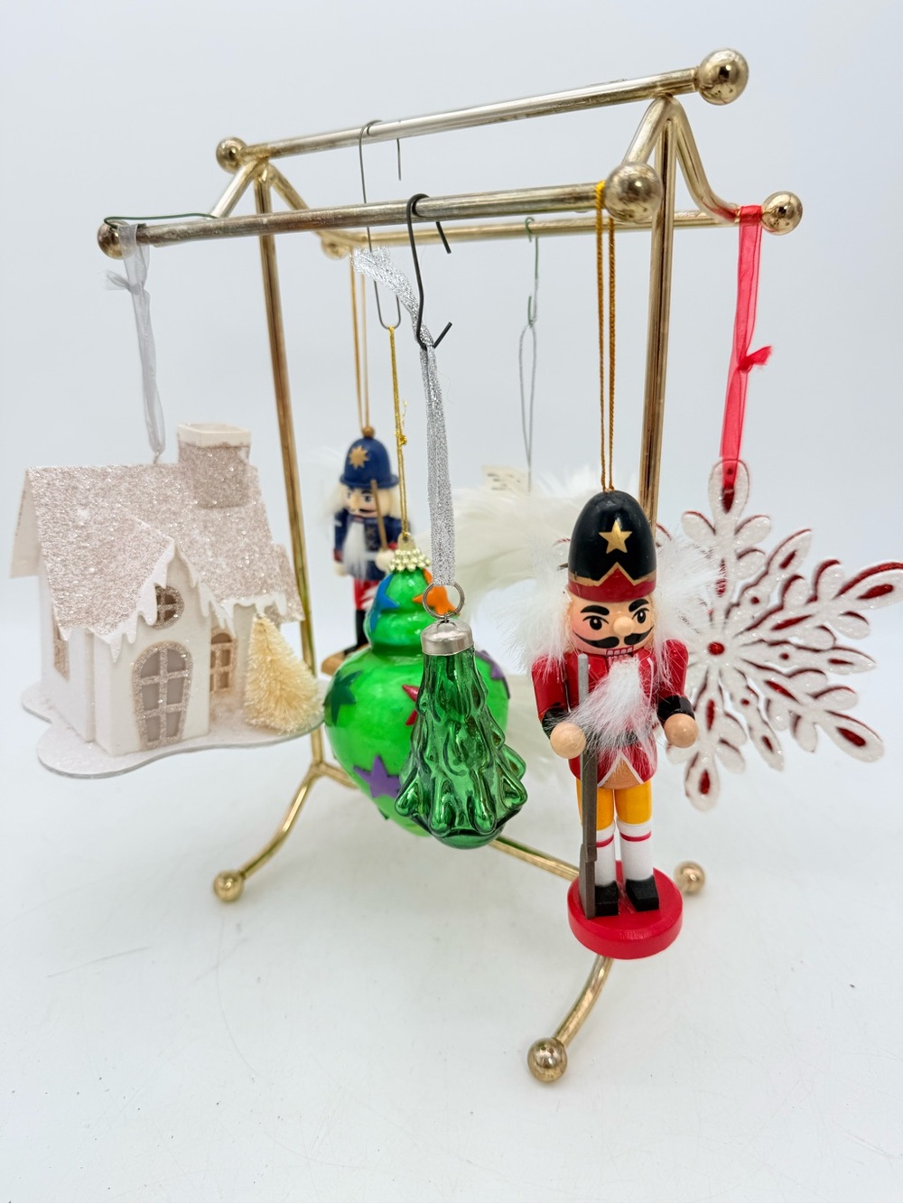 Mismatched Christmas tree ornaments - tree decorations Xmas